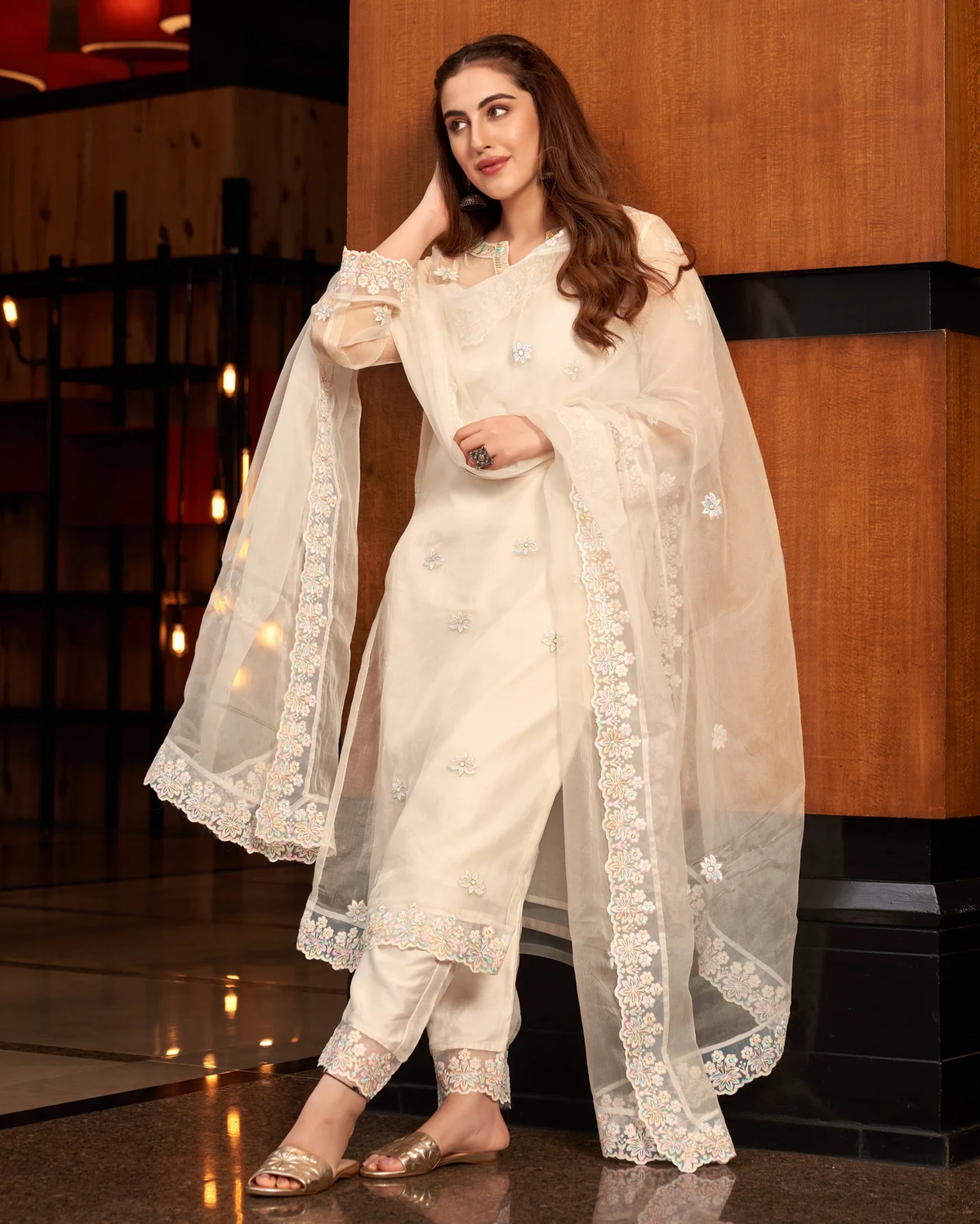 WHITE EMBROIDERED ORGANZA SUIT SET