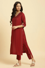 Maroon Solid Kurta, Pants And Jacquard Dupatta