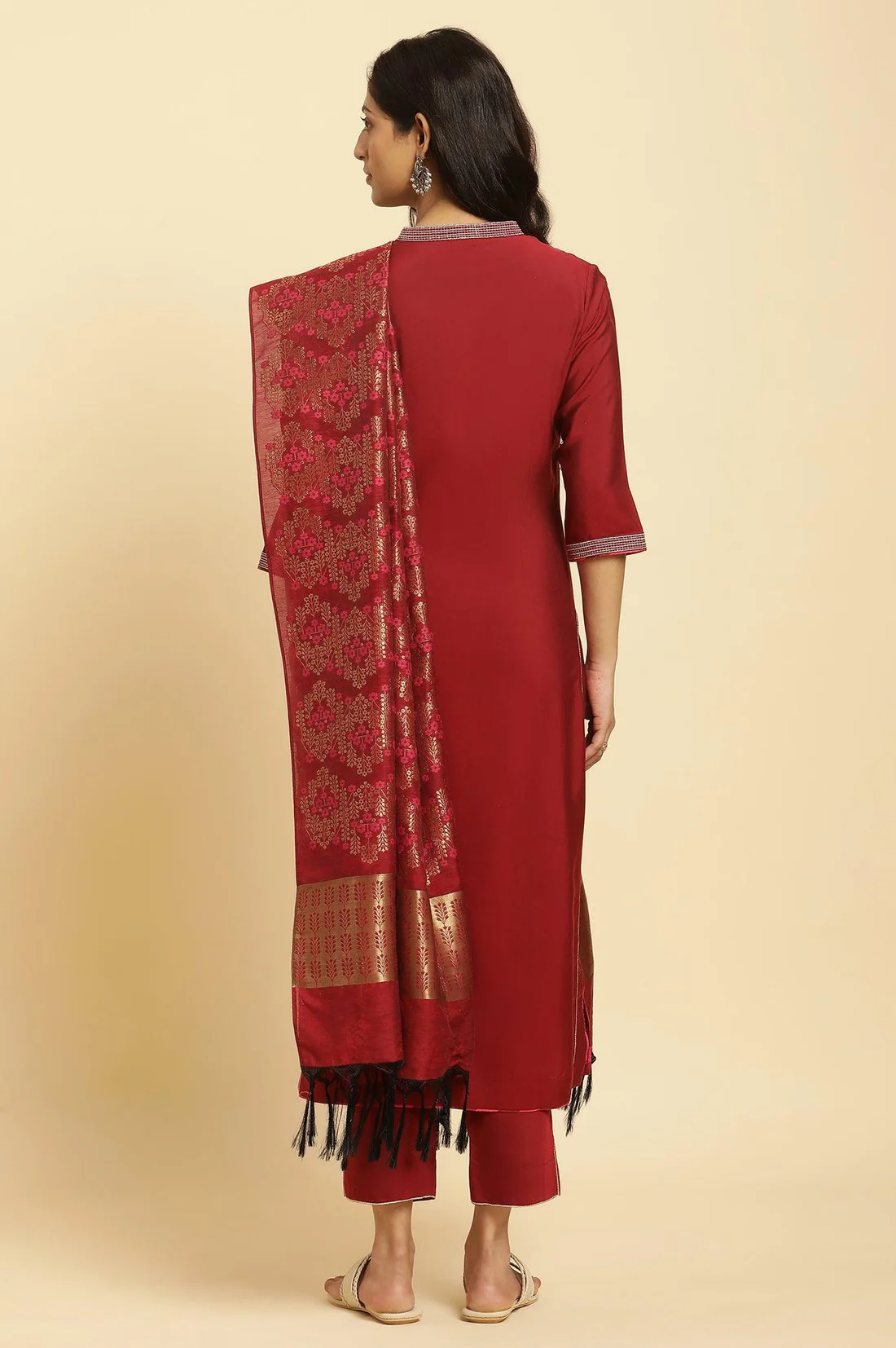 Maroon Solid Kurta, Pants And Jacquard Dupatta