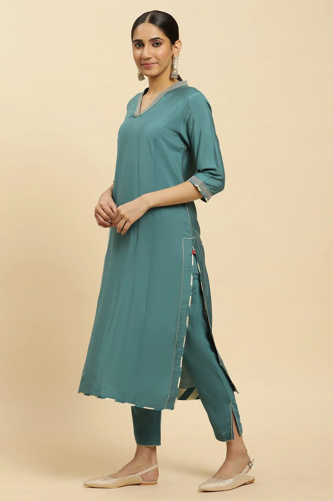 Blue Embellished Kurta, Pants And Jacquard Dupatta Set