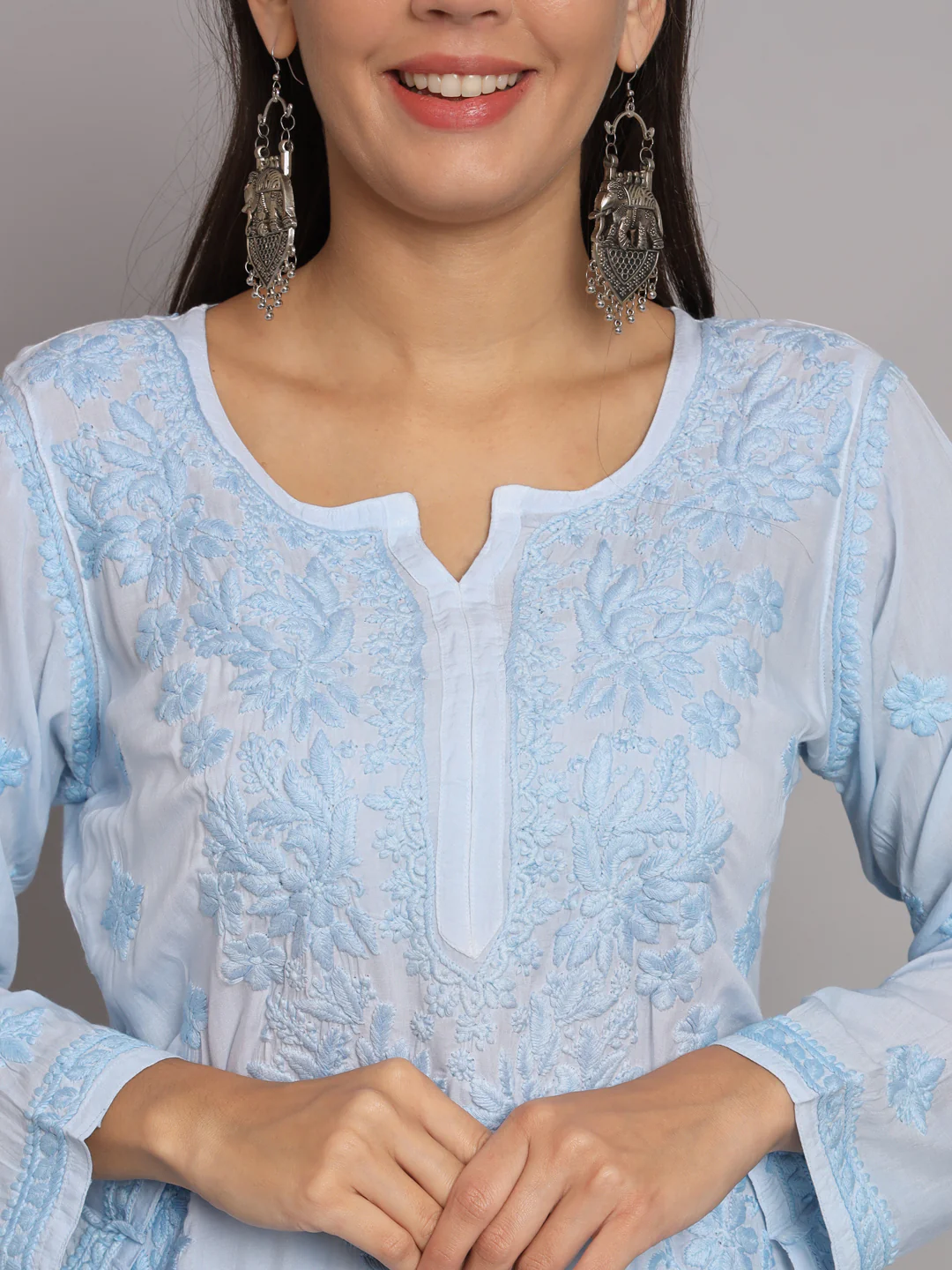 WOMEN HAND EMBROIDERED CHIKANKARI MODAL KURTA SET