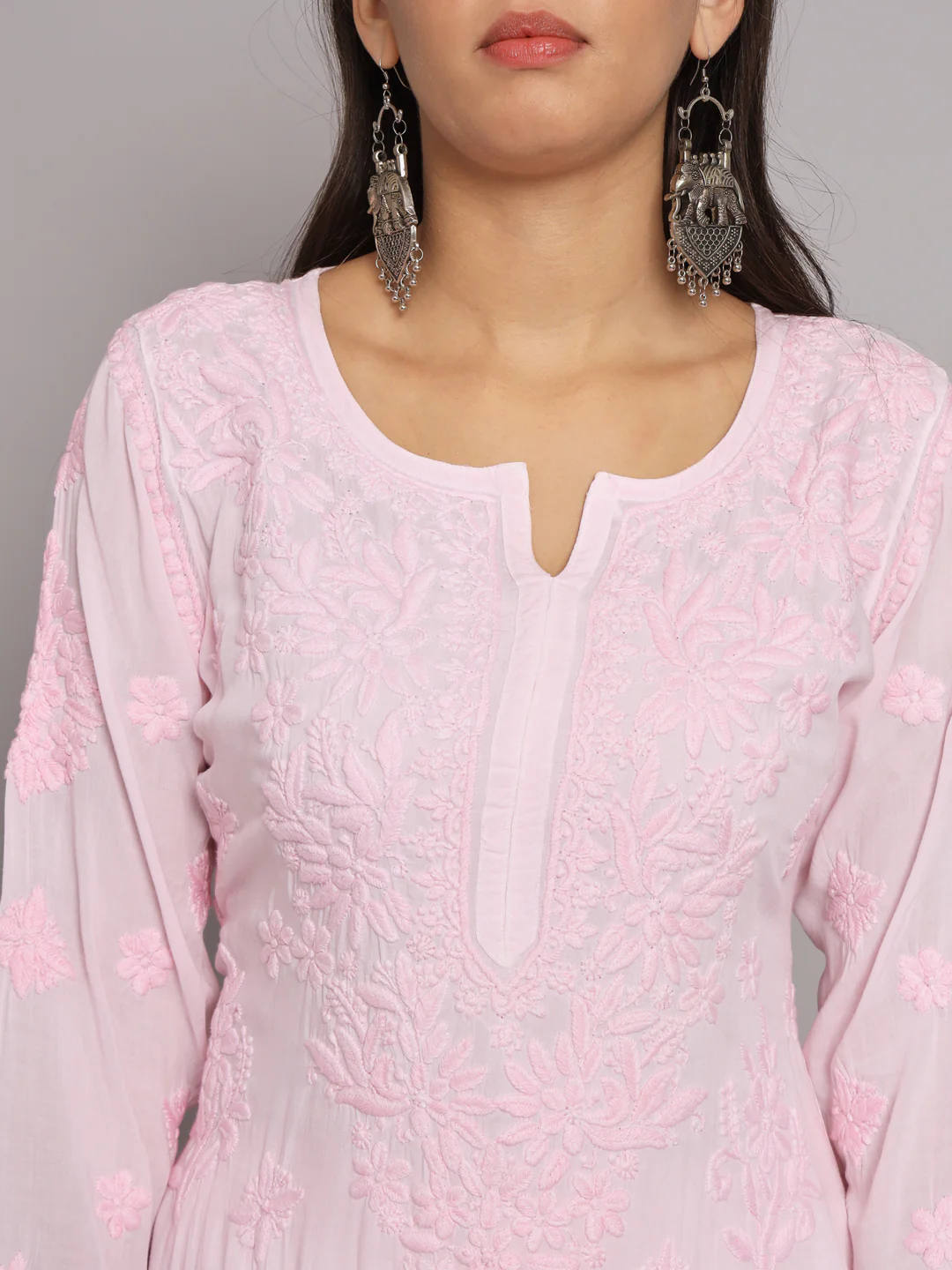 WOMEN HAND EMBROIDERED CHIKANKARI MODAL KURTA SET