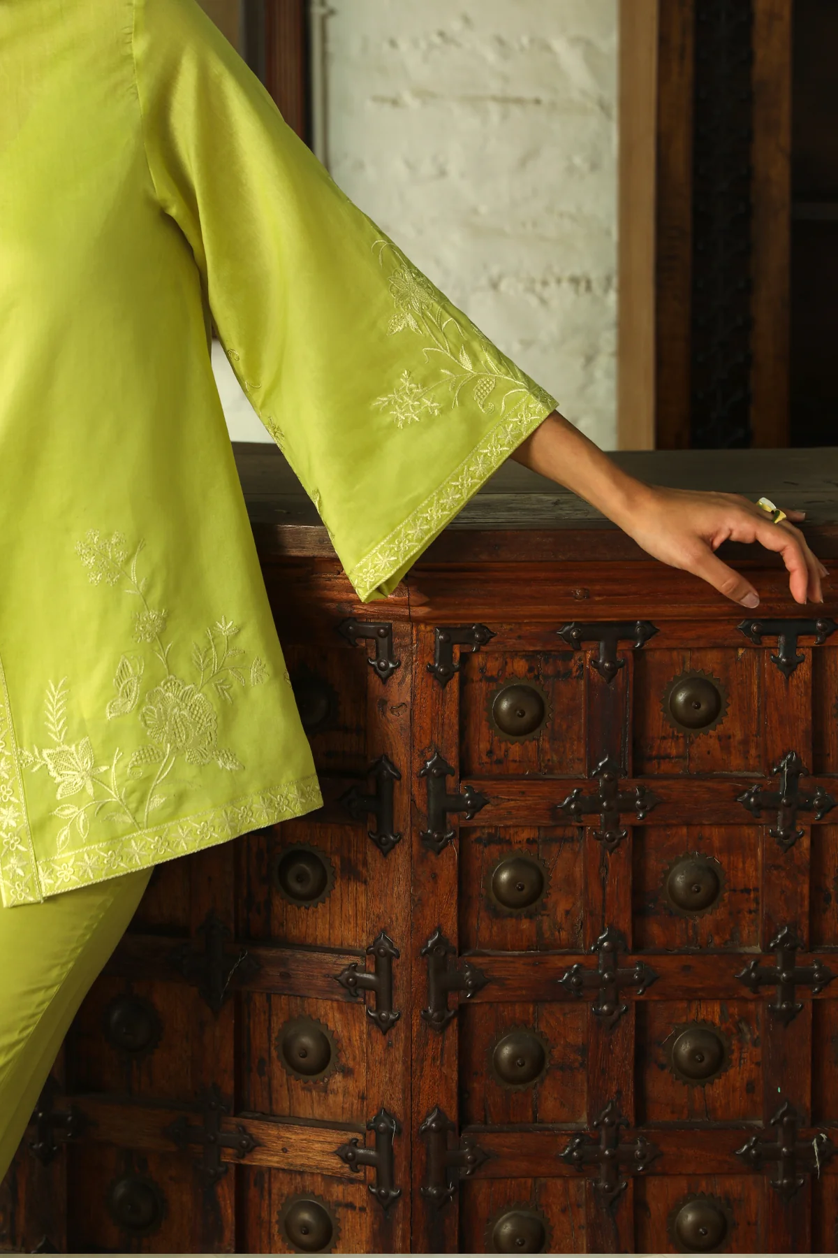 GREEN TONAL EMBROIDERED SET