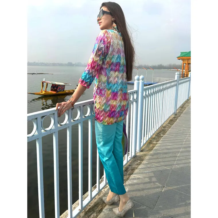 FESTIVE FLAMBOYANCE PURE SILK TESSELLATION TUNIC SET