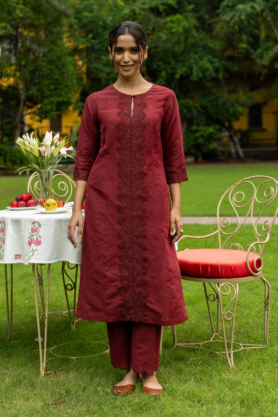 Long Maroon Linen Kurta Set with Lacework and Scalloped Detailing