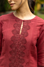 Long Maroon Linen Kurta Set with Lacework and Scalloped Detailing