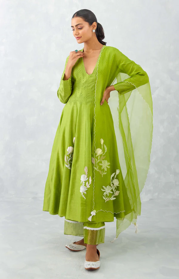 GREEN EMBROIDERED CHANDERI ANARKALI SET