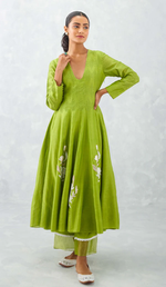 GREEN EMBROIDERED CHANDERI ANARKALI SET