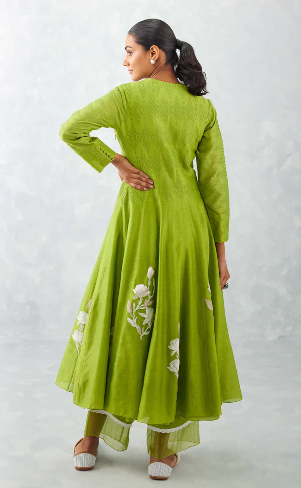 GREEN EMBROIDERED CHANDERI ANARKALI SET