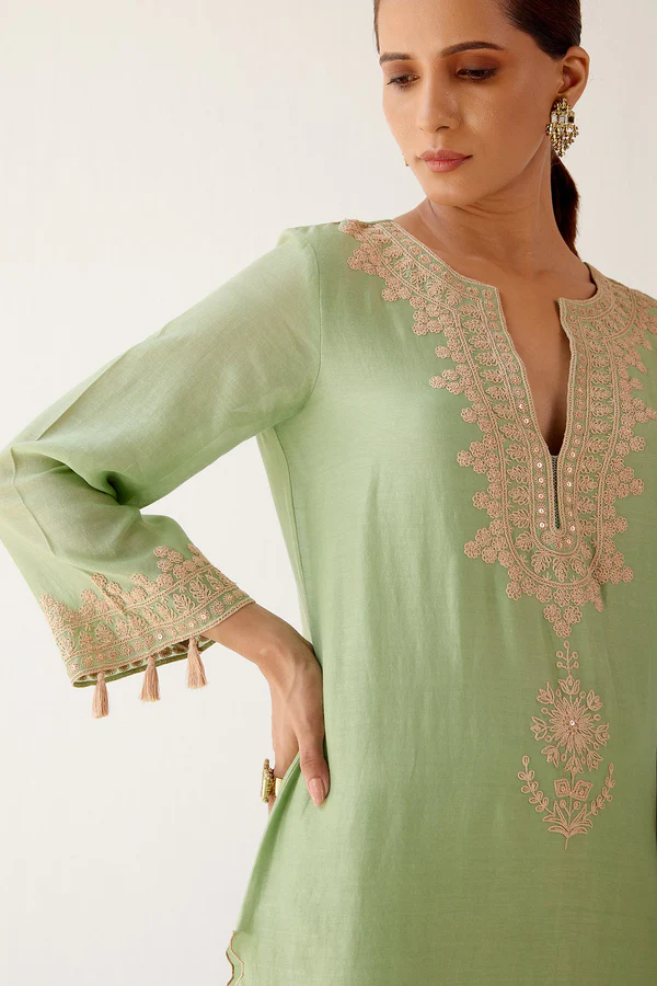 GREEN DORI EMBROIDERED KURTA SET