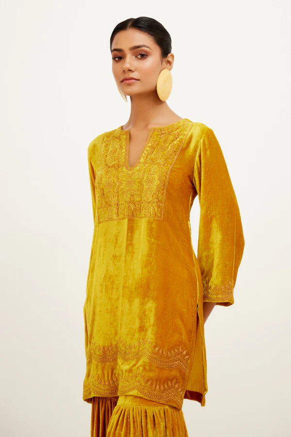 MUSTARD ZARI EMBROIDERED VELVET SHARARA SET