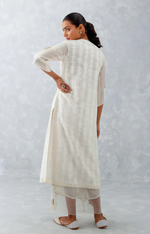 IVORY EMBROIDERED CHANDERI KURTA SET