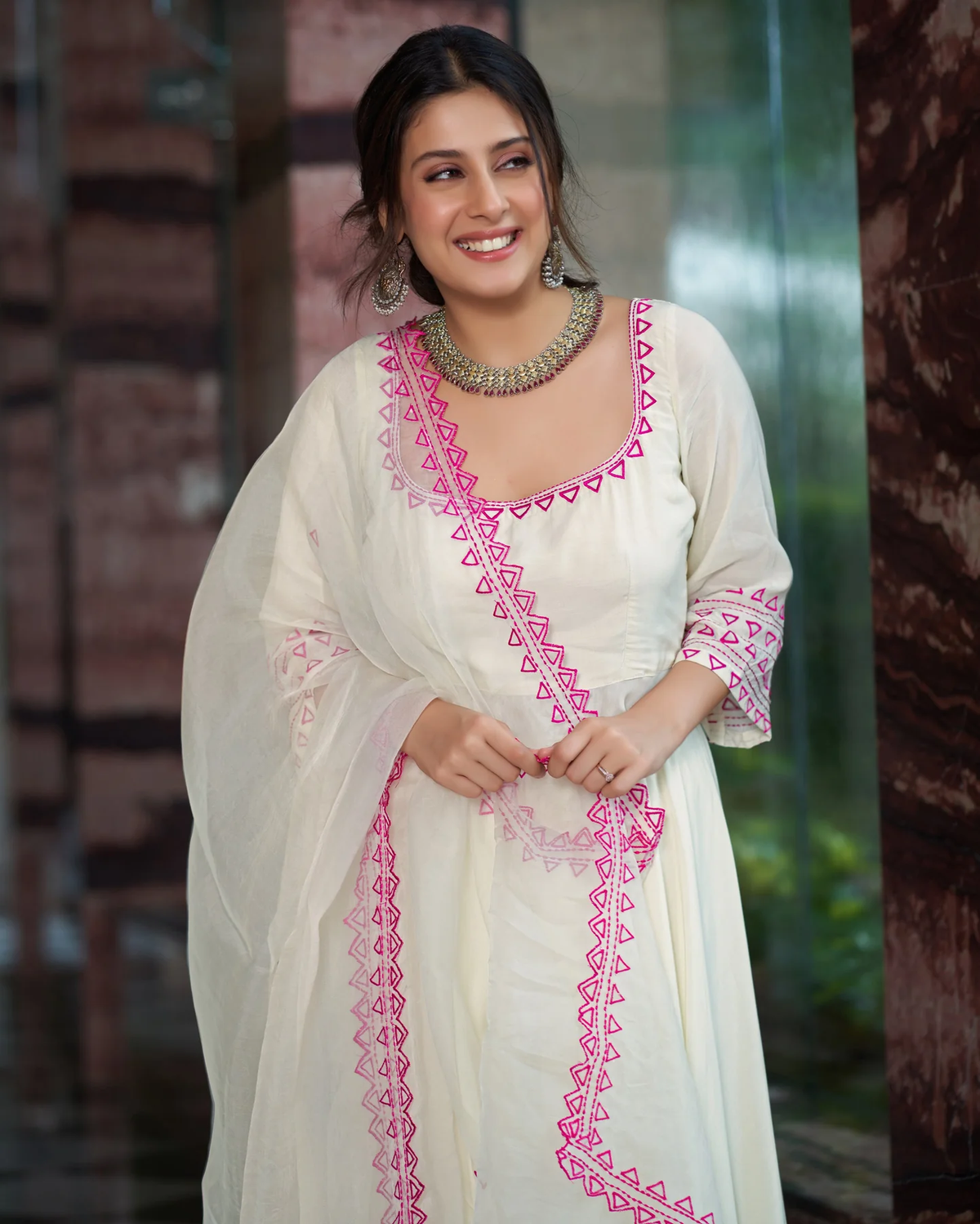 PINK CREAM EMBROIDERED MUSLIN SILK SUIT SET